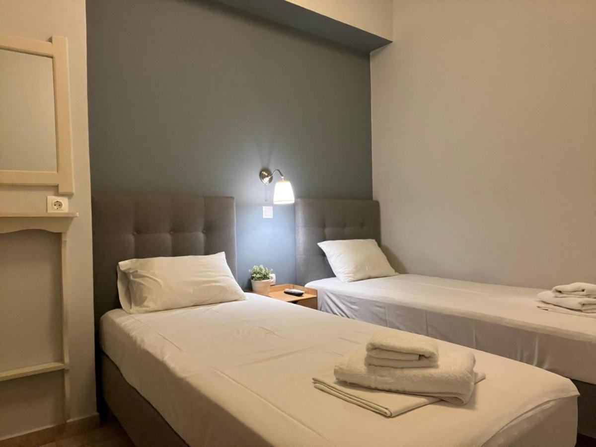 Maro'S Apartments อาร์กอสโตลี ภายนอก รูปภาพ