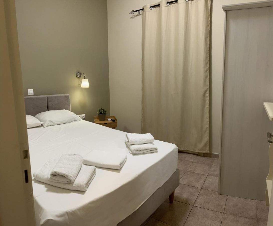 Maro'S Apartments อาร์กอสโตลี ภายนอก รูปภาพ